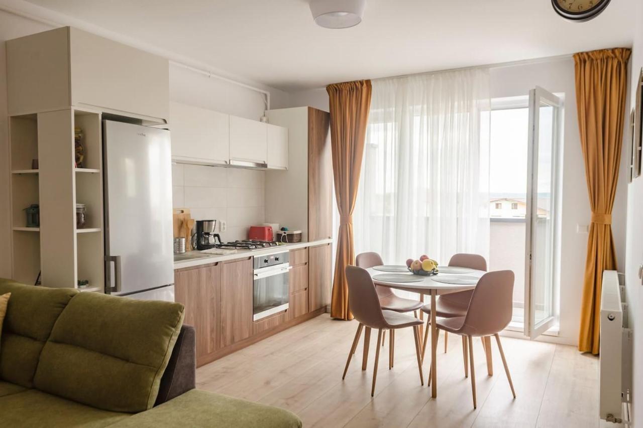 Paul'S Place. New Rooftop Apartment In Downtown Σίμπιου Εξωτερικό φωτογραφία